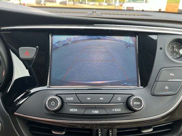 2020 Buick Envision 24