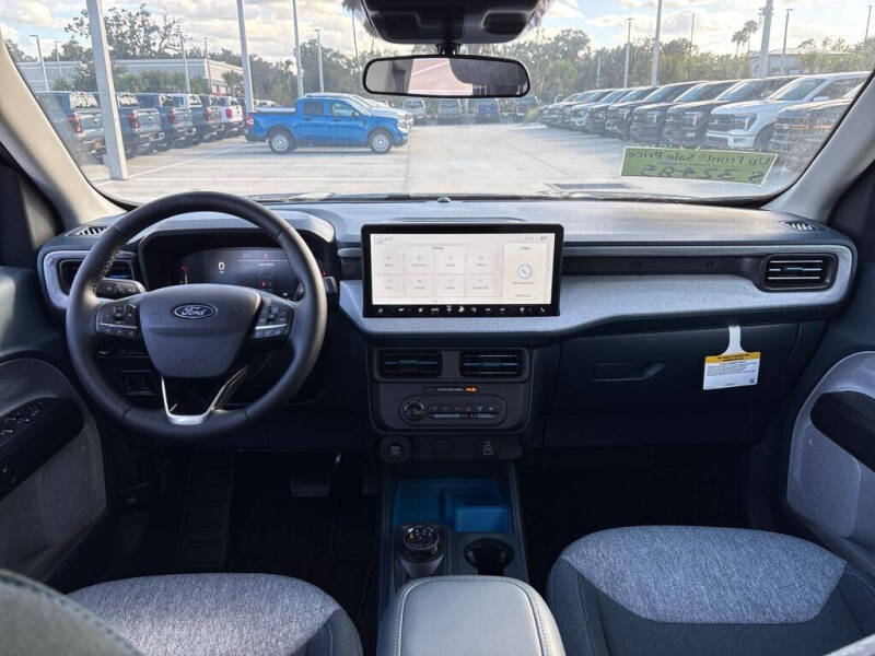 2025 Ford Maverick XLT