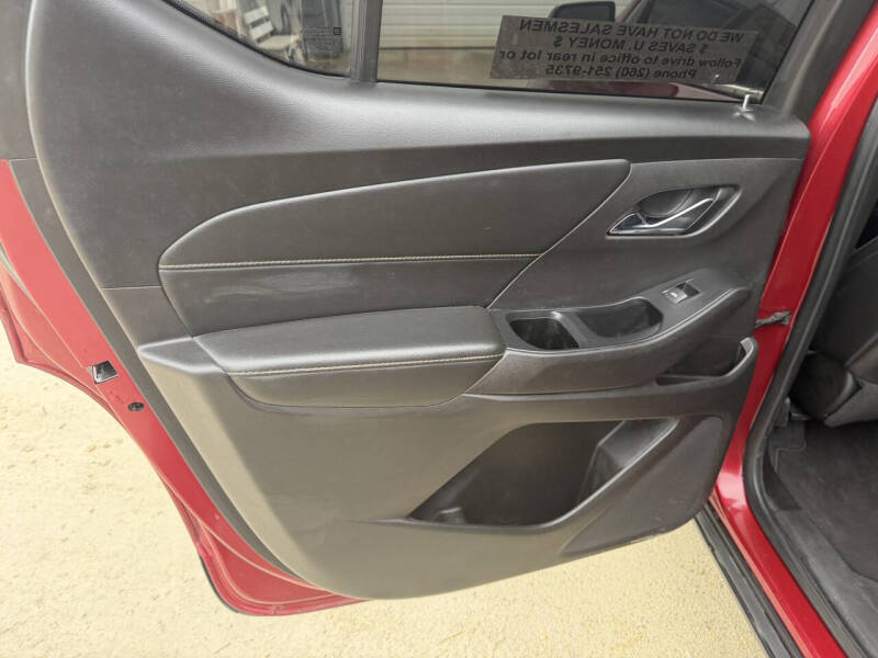 2021 Chevrolet Traverse LT Leather