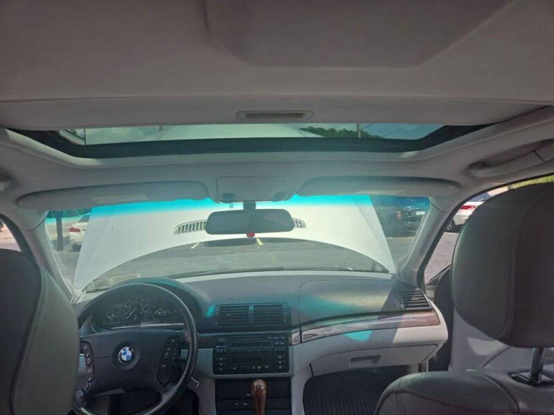 2002 BMW 3 Series 325xi