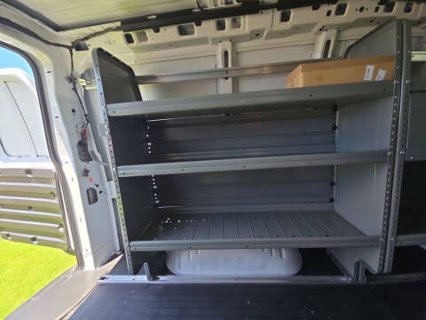 2025 Chevrolet Express 2500