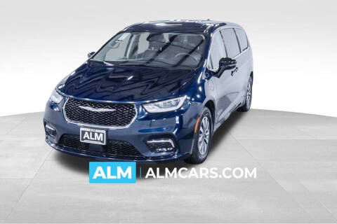 2024 Chrysler Pacifica Plug-In Hybrid Select