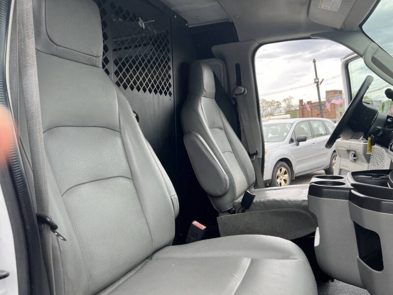 2011 Ford E-Series