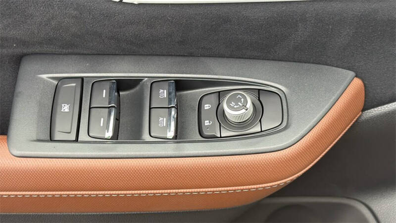 2025 Subaru Forester Touring Hybrid