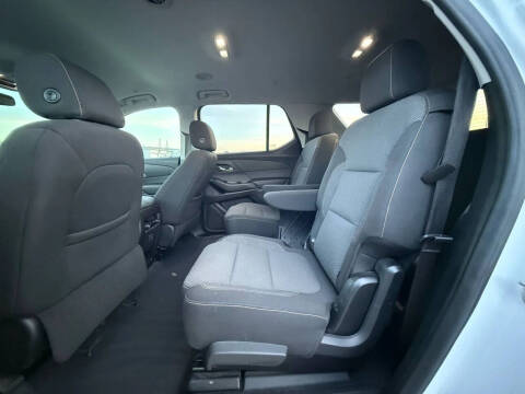 2020 Chevrolet Traverse LT Cloth