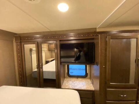 2017 Ford E-Series E-450 SD