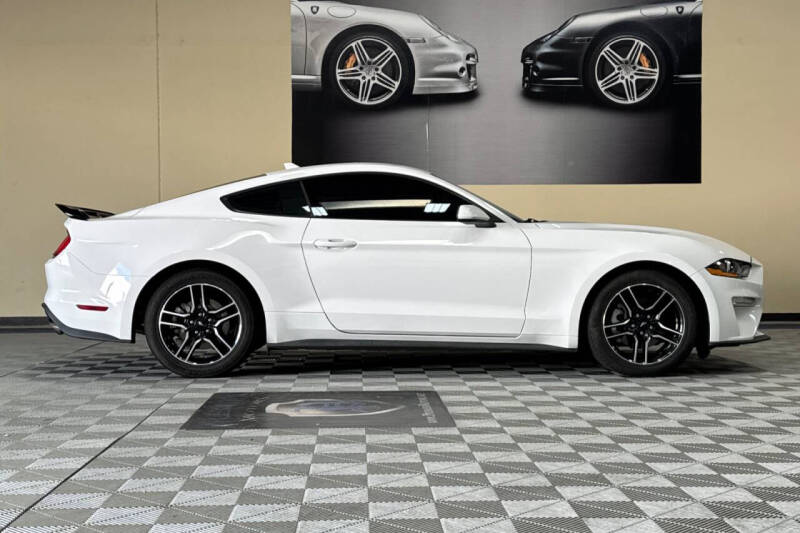 2021 Ford Mustang EcoBoost Premium