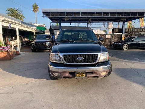 2003 Ford F-150 Lariat