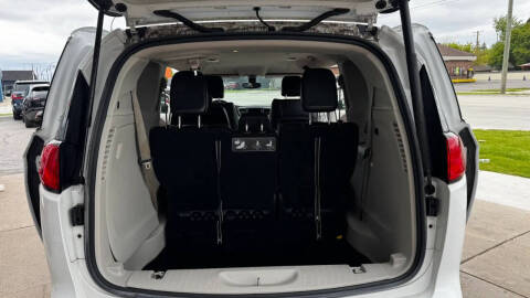 2020 Chrysler Voyager LXi