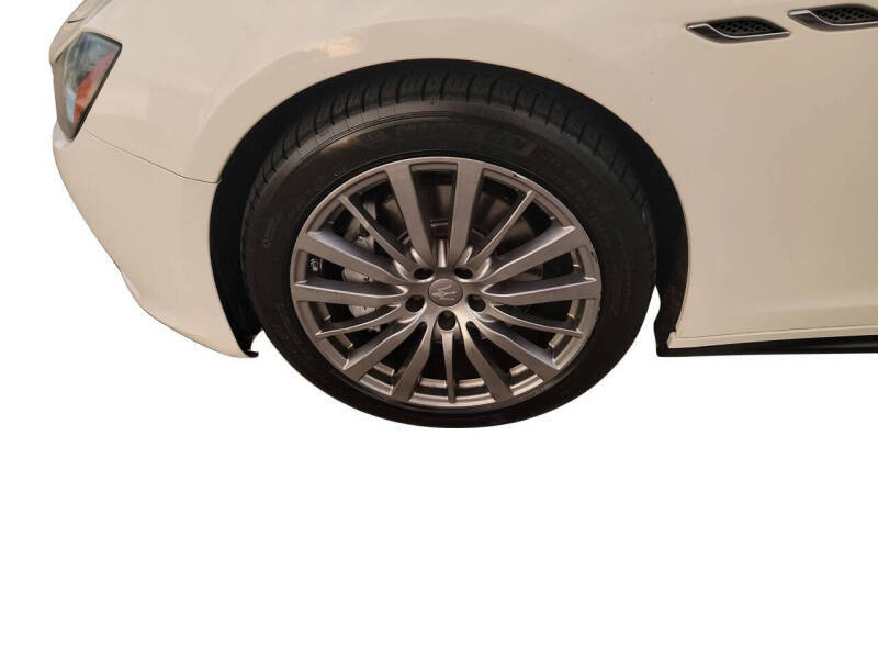 2017 Maserati Ghibli