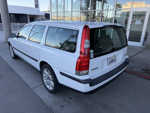 2004 Volvo V70 2.5T
