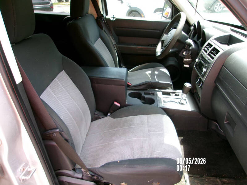 2009 Dodge Nitro SE