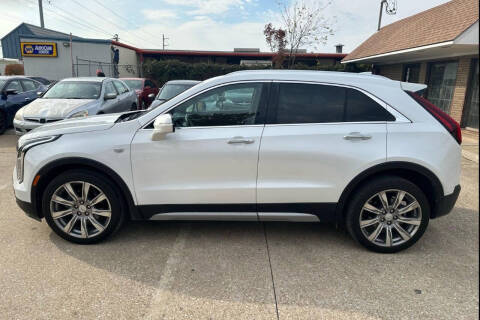 2022 Cadillac XT4 Premium Luxury