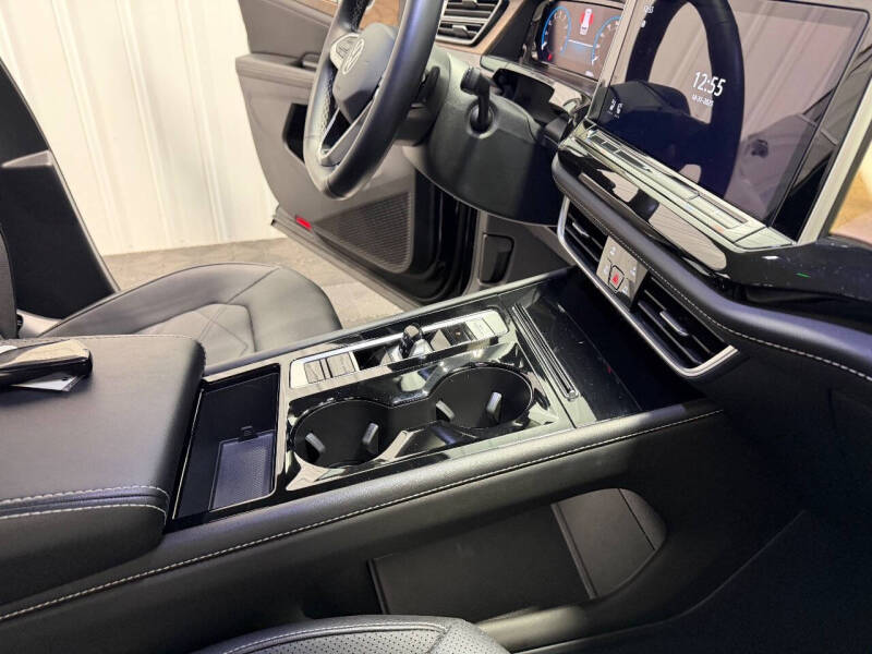 2025 Volkswagen Atlas SE 4Motion