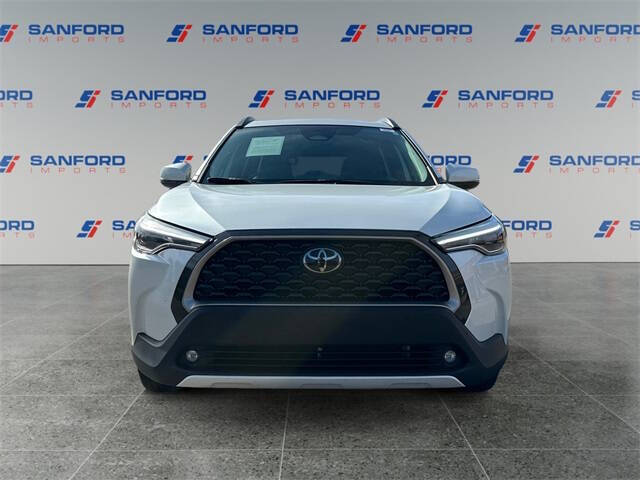 2023 Toyota Corolla Cross XLE