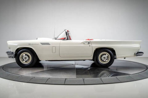 1957 Ford Thunderbird