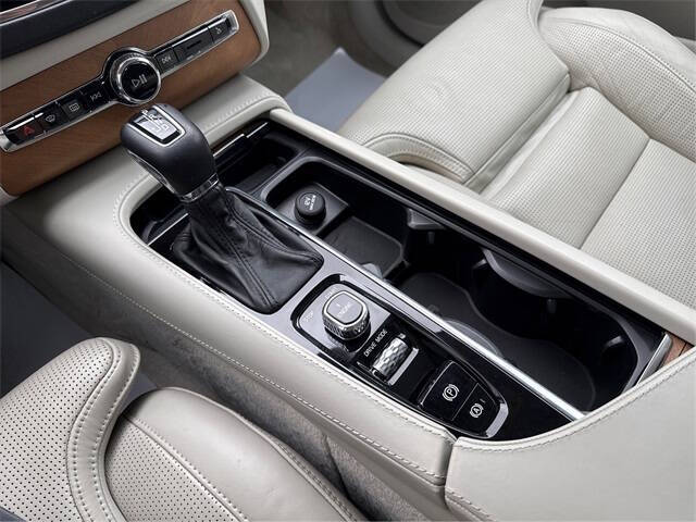 2016 Volvo XC90 T6 Inscription