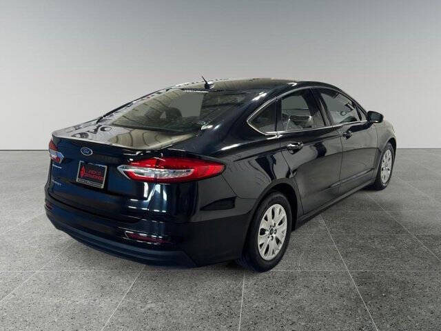 2019 Ford Fusion S