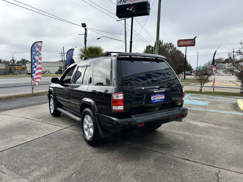 2000 Nissan Pathfinder LE