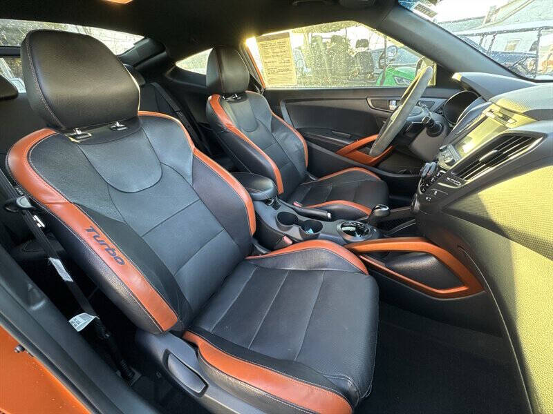 2016 Hyundai Veloster