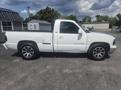2000 Chevrolet Silverado 1500 LS