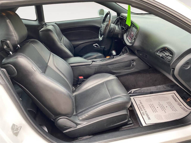 2018 Dodge Challenger SXT