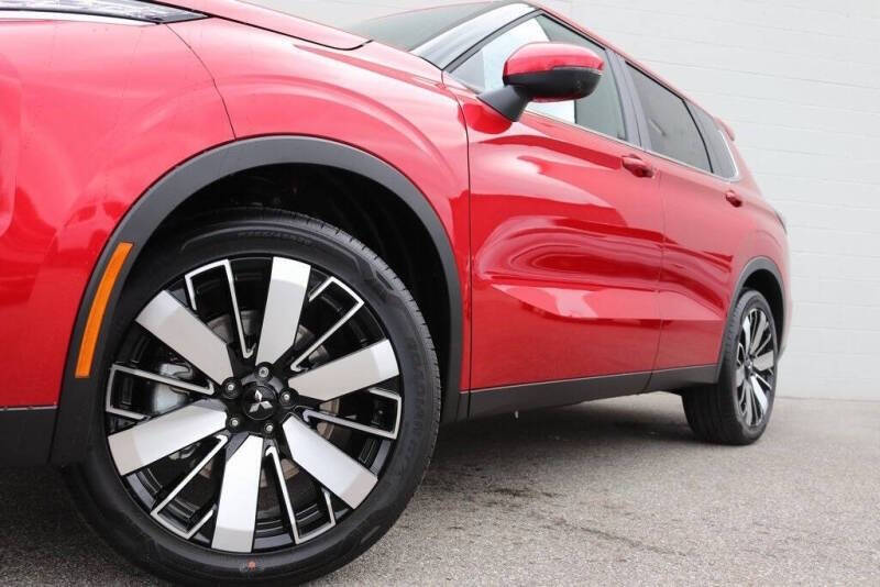 2025 Mitsubishi Outlander SE