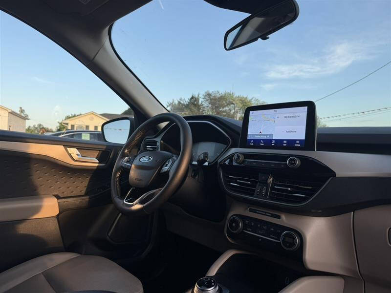 2020 Ford Escape SEL