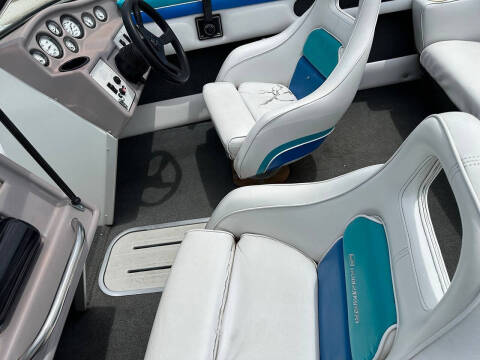 1993 Rinker CAPTIVA