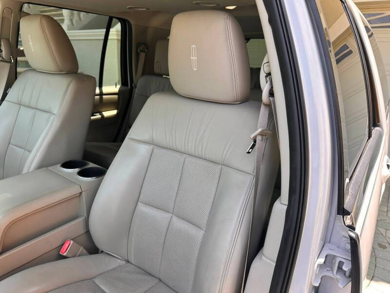 2014 Lincoln Navigator
