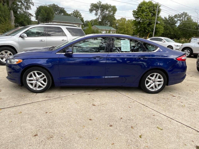 2016 Ford Fusion for sale at Auto Connection in Waterloo, IA