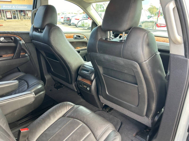 2011 Buick Enclave CXL-2