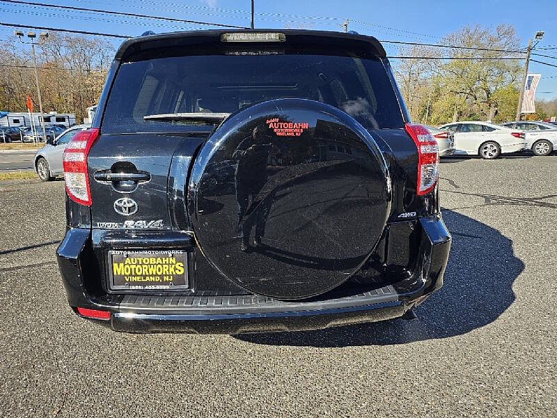 2009 Toyota RAV4 Limited photo 6