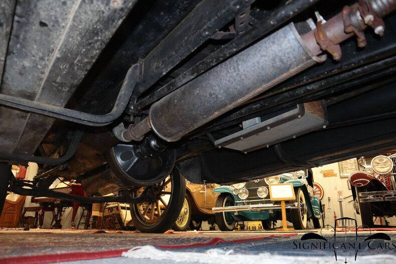 1916 Studebaker ED-6 7 Pass Touring