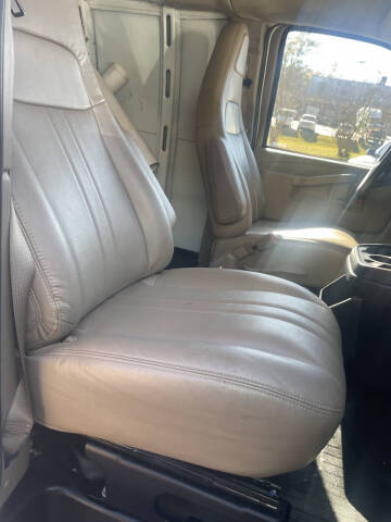 2019 Chevrolet Express 2500