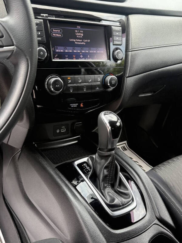 2018 Nissan Rogue S