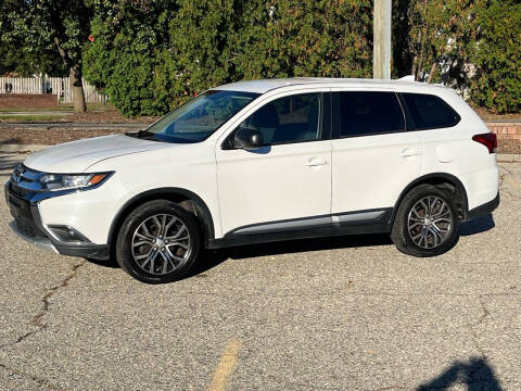 2017 Mitsubishi Outlander for sale at Suburban Auto Sales LLC in Madison Heights MI