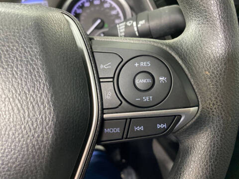 2024 Toyota Camry Hybrid LE