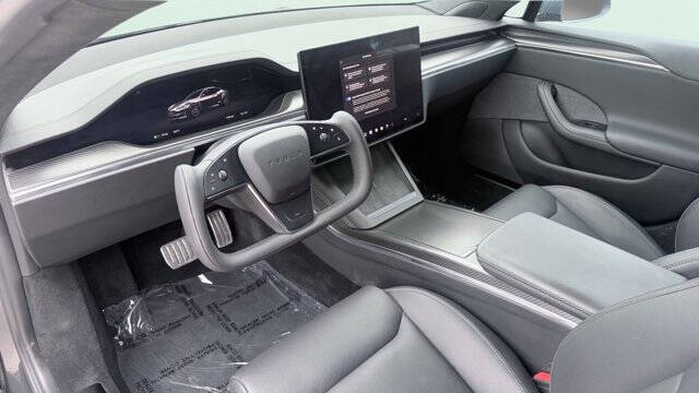 2022 Tesla Model S Plaid