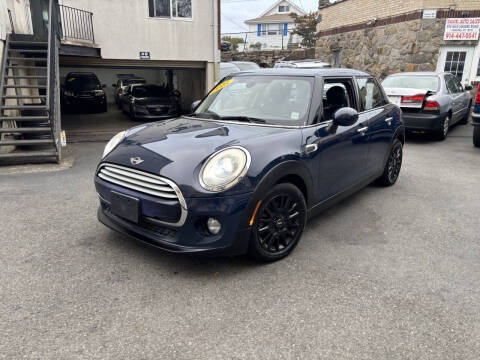 2015 MINI Hardtop 4 Door Cooper