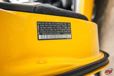 2000 Porsche 911 Carrera 4