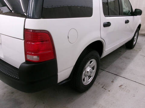 2003 Ford Explorer XLS