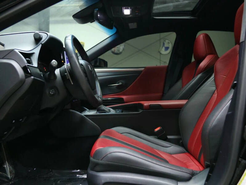 2024 Lexus ES 350 F SPORT Handling