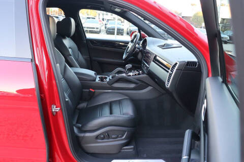 2023 Porsche Cayenne