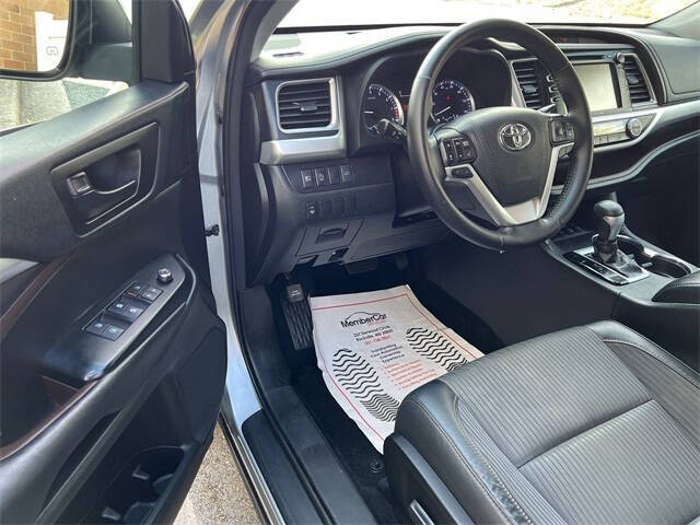 2017 Toyota Highlander LE Plus