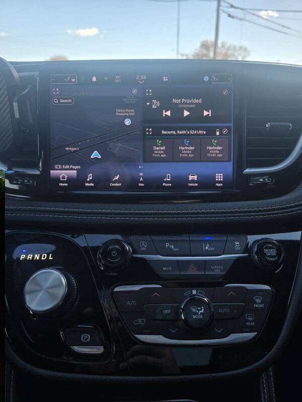 2023 Chrysler Pacifica Limited