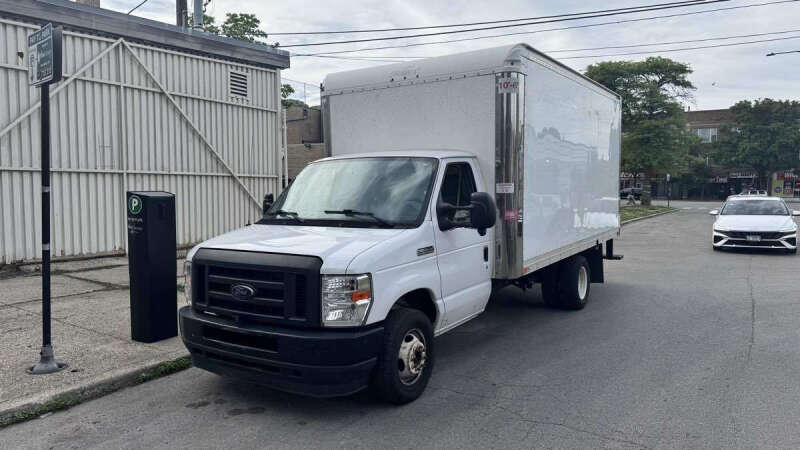 2021 Ford E-Series