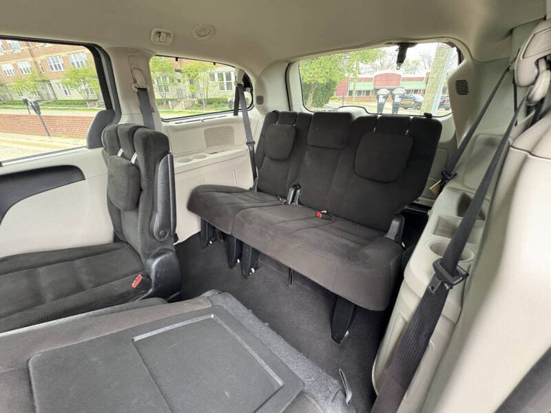 2016 Dodge Grand Caravan SXT Plus