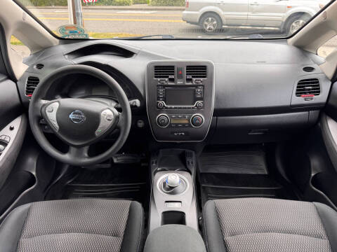 2016 Nissan LEAF S-24