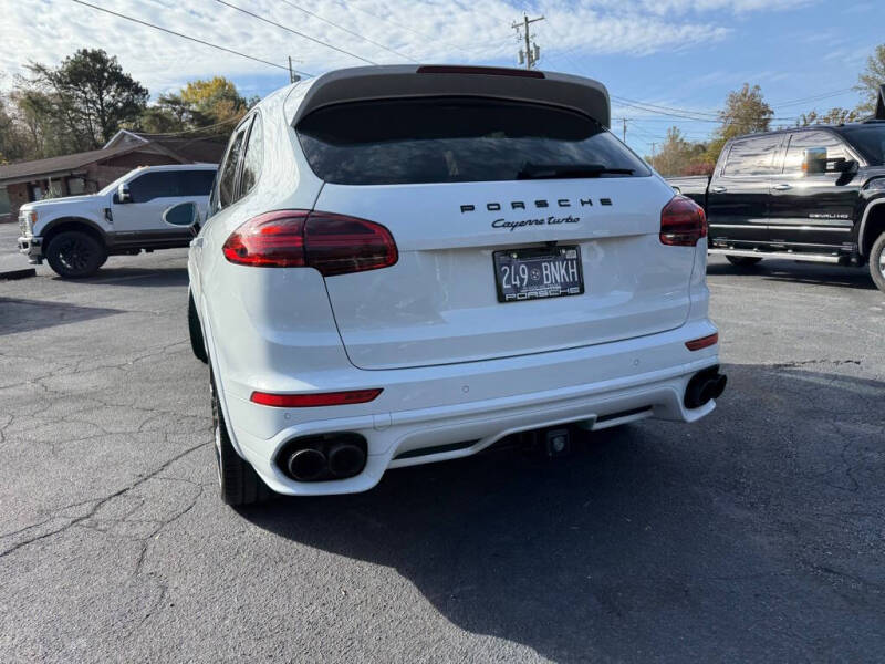 2017 Porsche Cayenne Turbo
